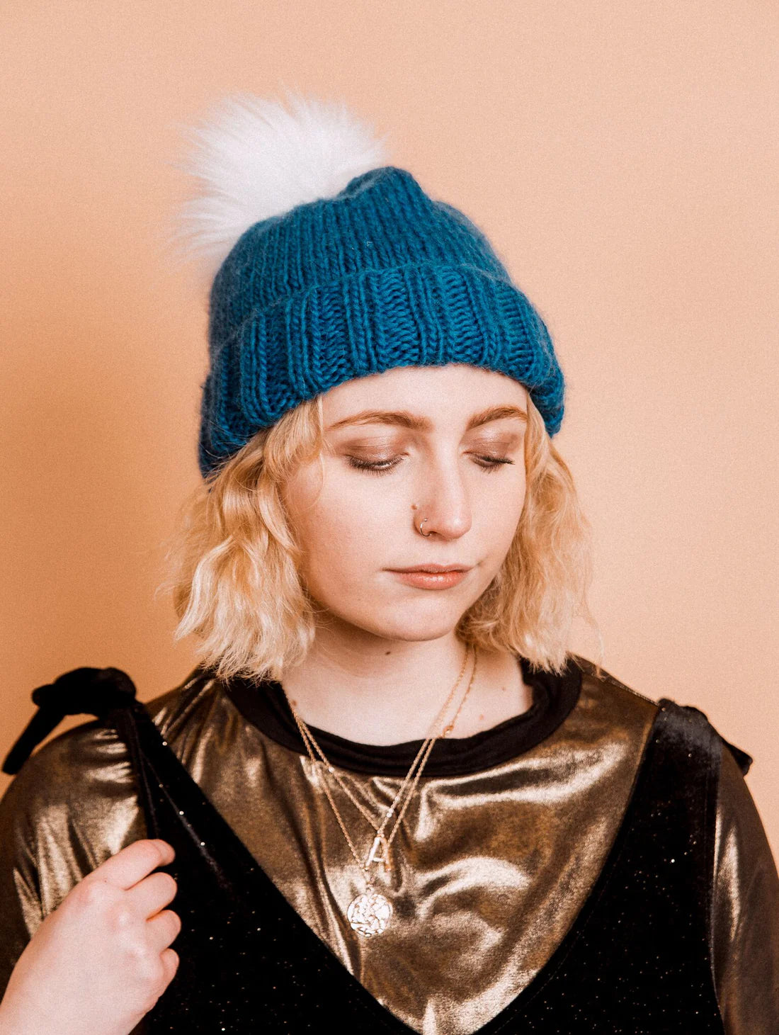 Bobble Hat Knitting Pattern (download)