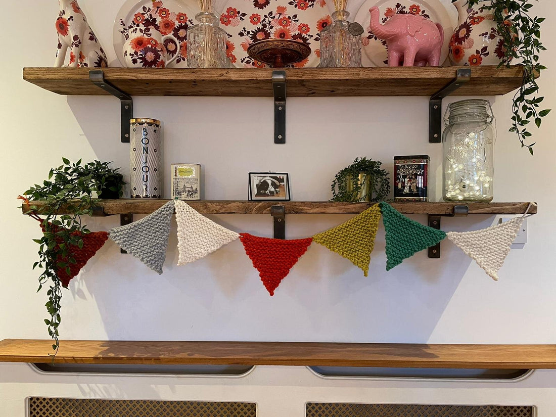 Bunting Knitting Kit