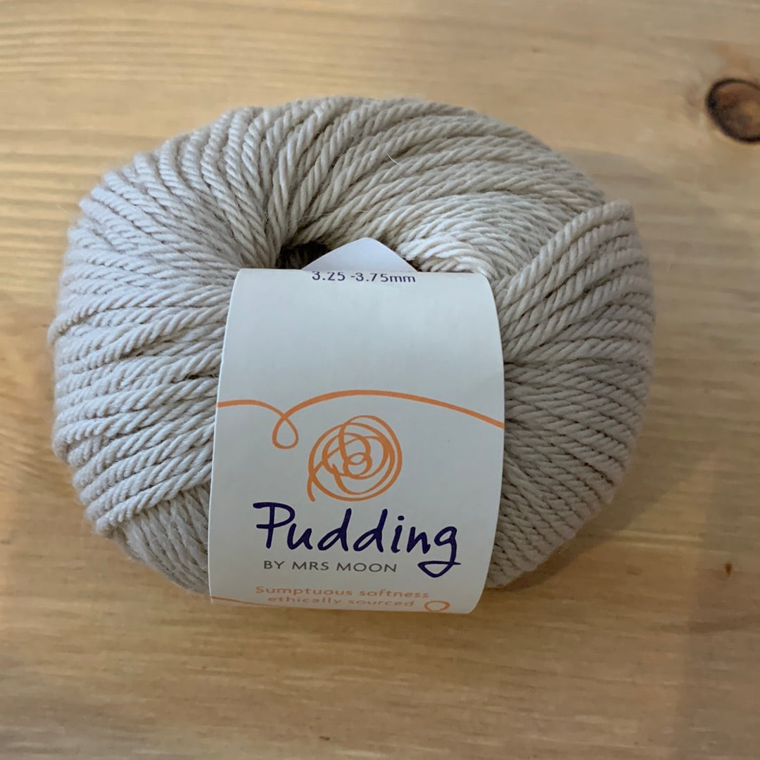 Mrs Moon Pudding Yarn