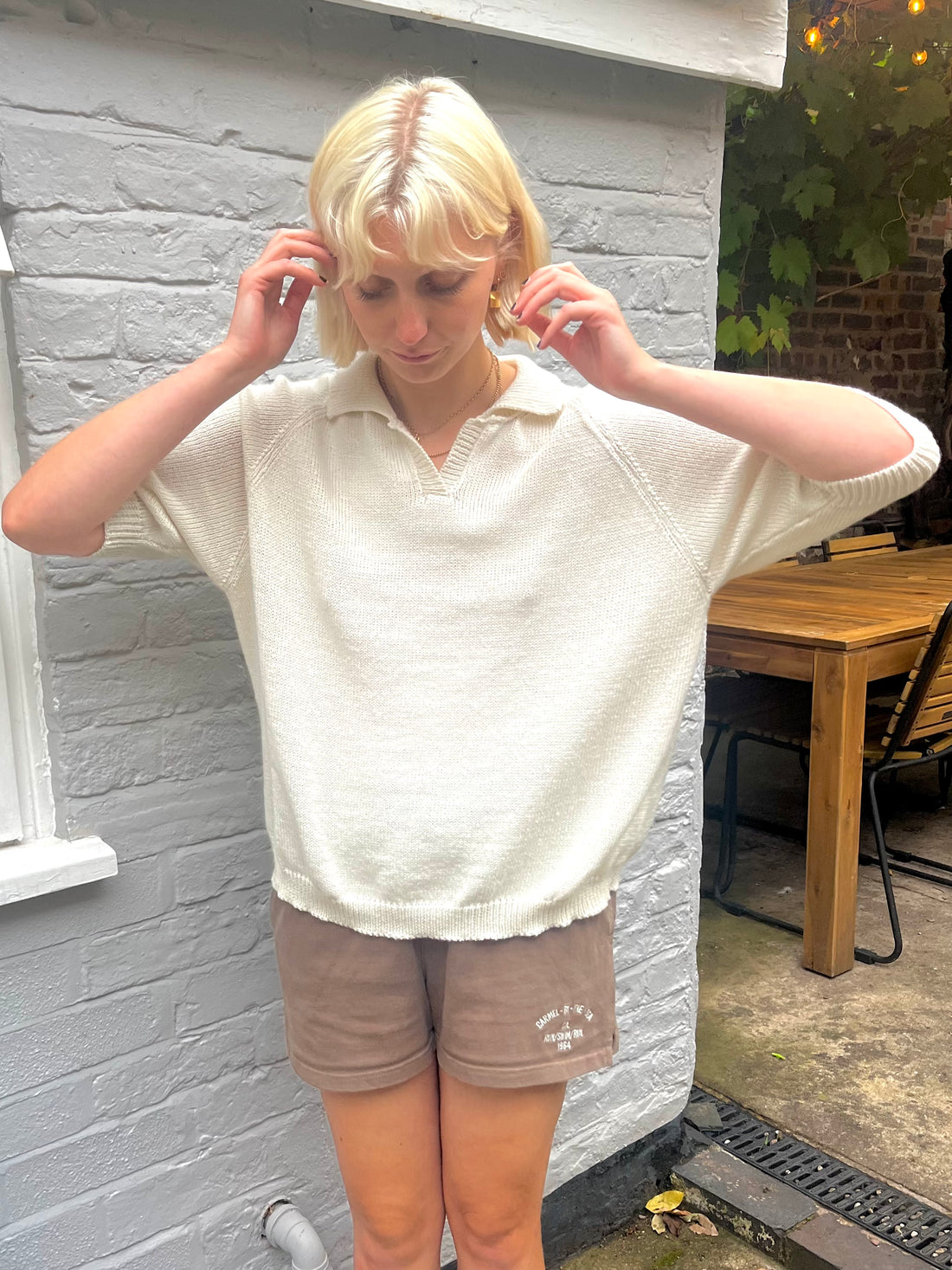 Open Collar Sweater (download)