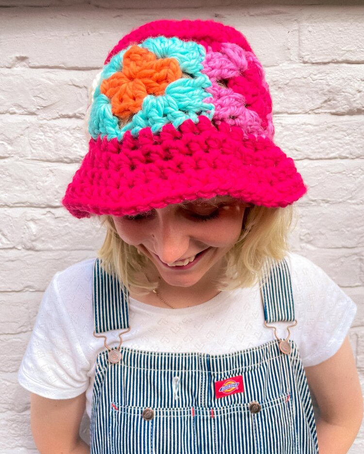 Chunky Crochet Bucket Hat Kit