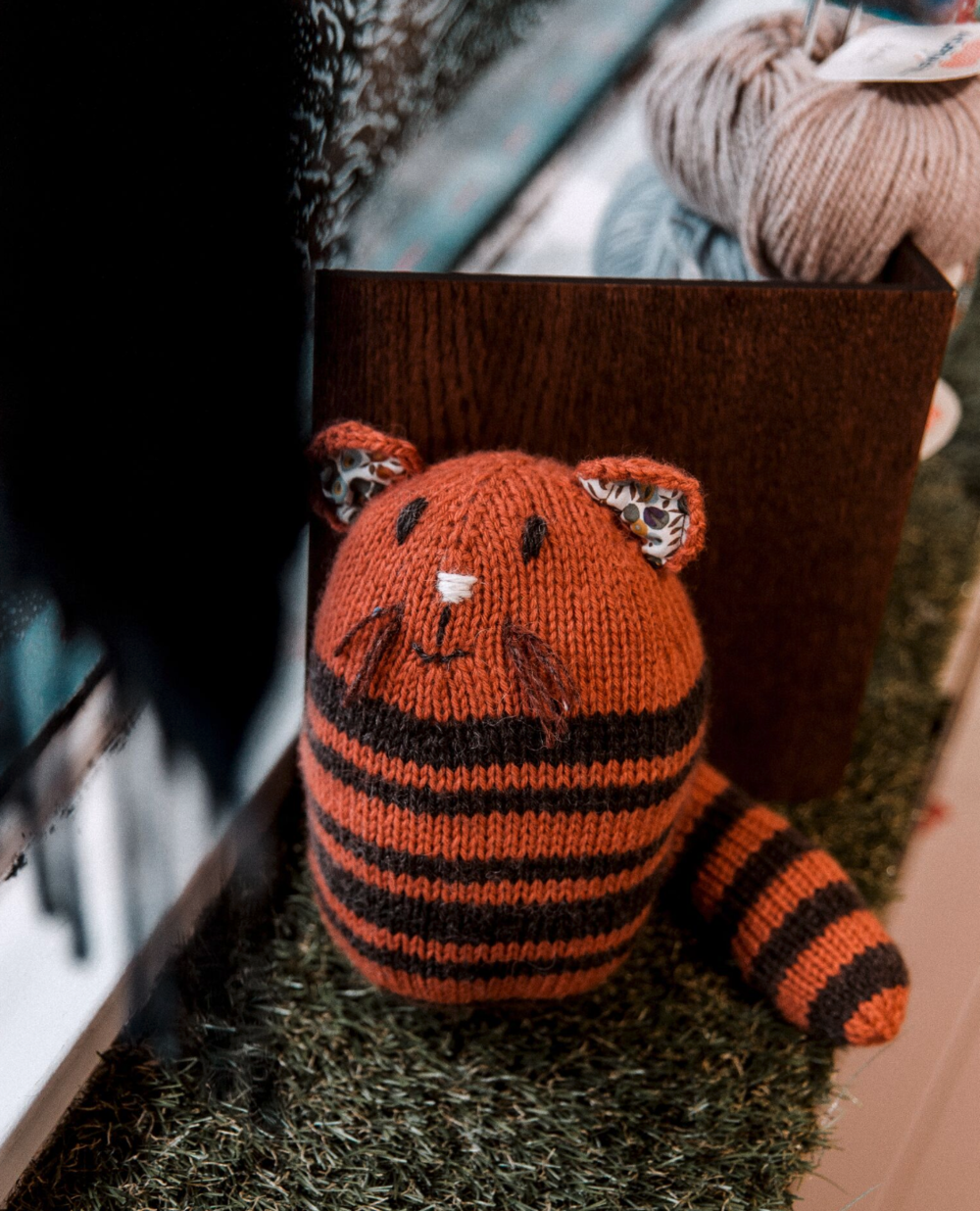 Colin the Cat Knitting Pattern (download)